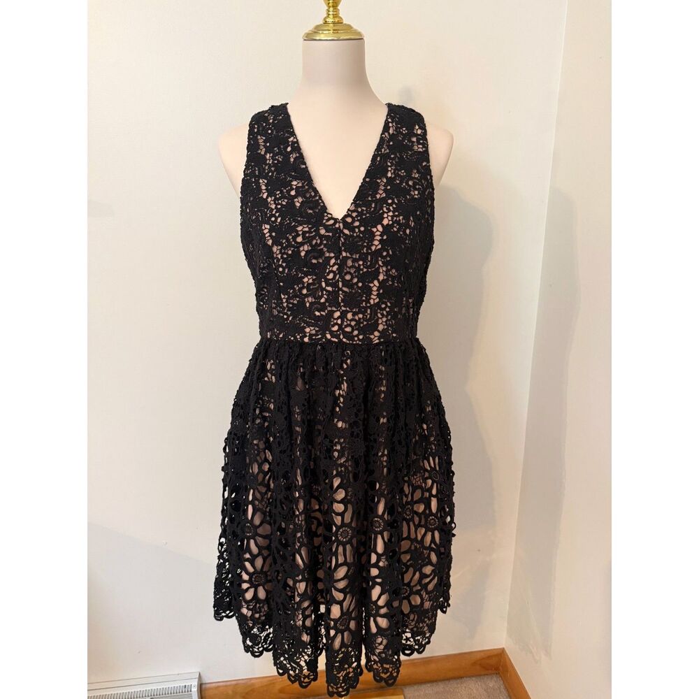French Connection Black Nude Crochet Lace Fit & Flare Dress Size US 8